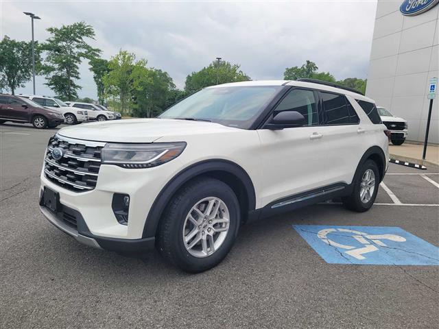 2025 Ford Explorer