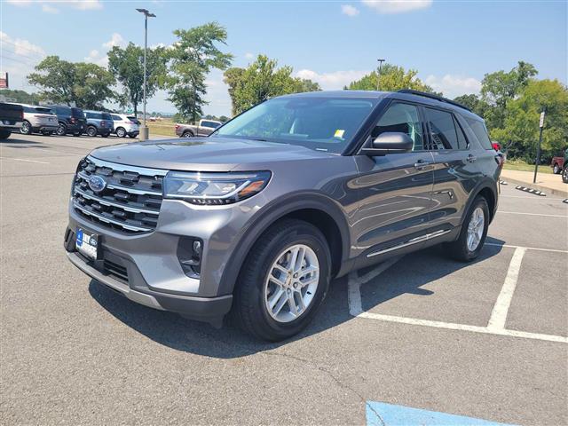 2025 Ford Explorer