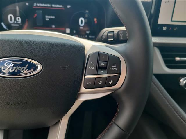 2025 Ford Explorer