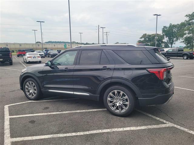 2025 Ford Explorer