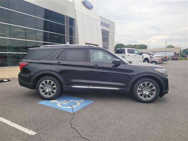 2025 Ford Explorer