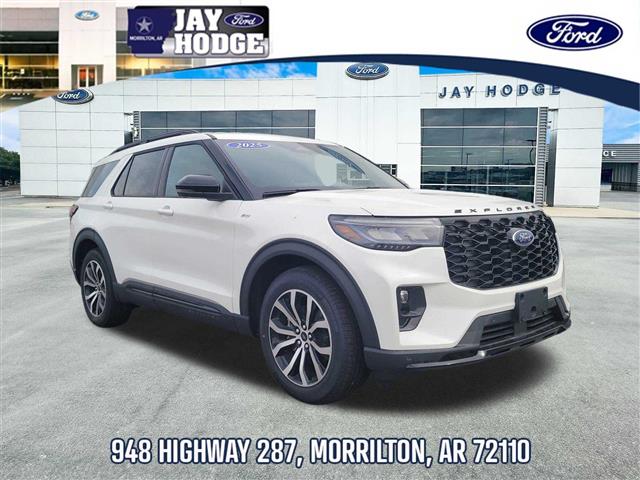2025 Ford Explorer