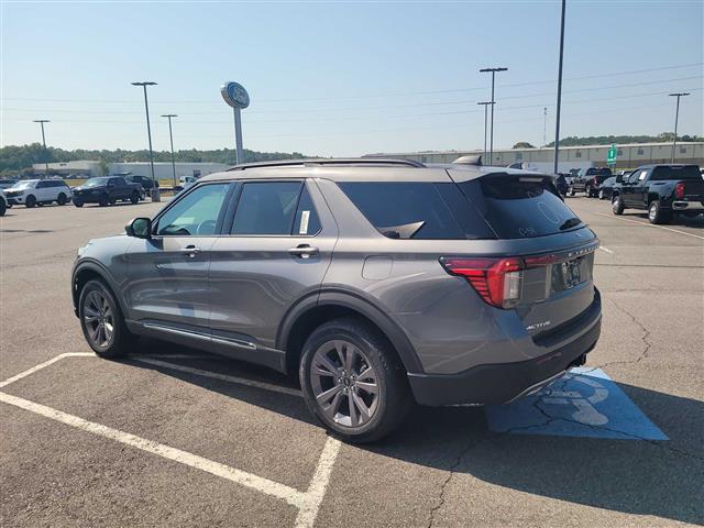 2025 Ford Explorer