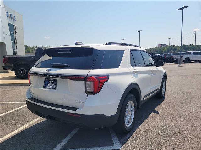 2025 Ford Explorer