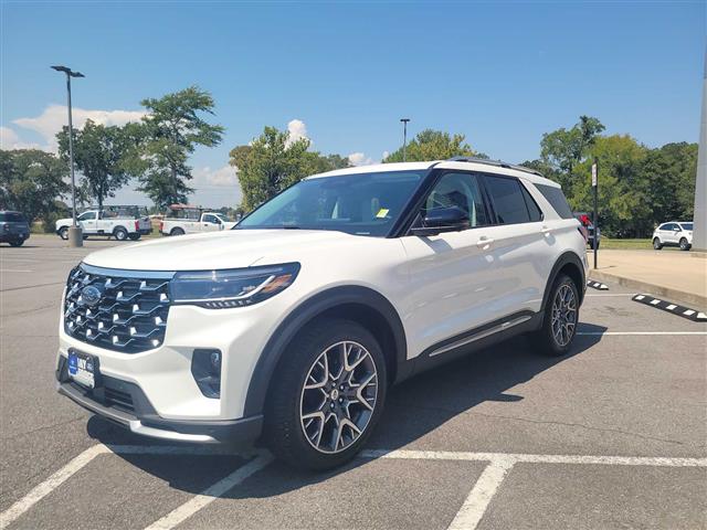2025 Ford Explorer