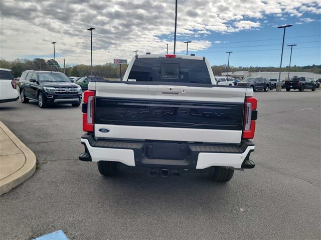 2025 Ford Super Duty F-250 SRW