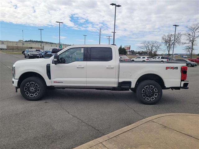 2025 Ford Super Duty F-250 SRW