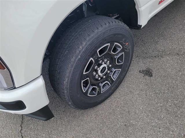 2025 Ford Super Duty F-250 SRW