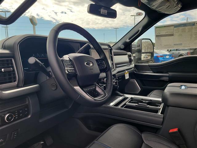 2025 Ford Super Duty F-250 SRW