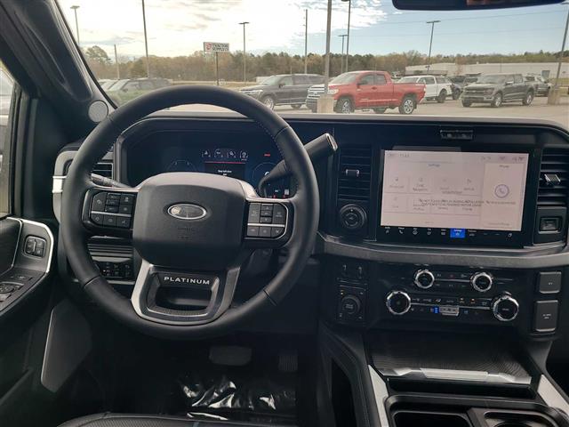 2025 Ford Super Duty F-250 SRW