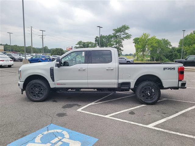 2025 Ford Super Duty F-250 SRW