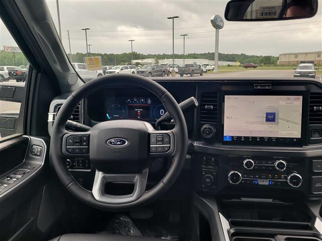2025 Ford Super Duty F-250 SRW