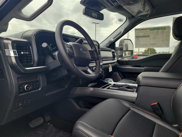 2025 Ford Super Duty F-250 SRW