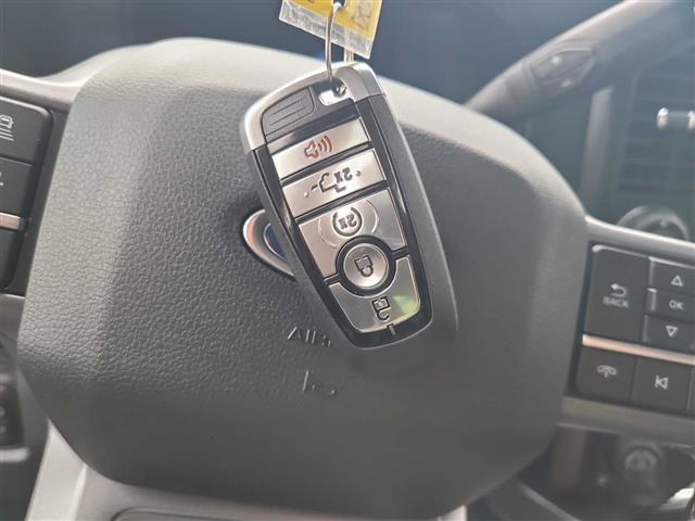2025 Ford Super Duty F-250 SRW