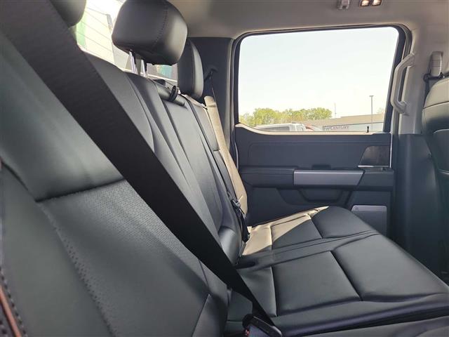 2025 Ford Super Duty F-250 SRW