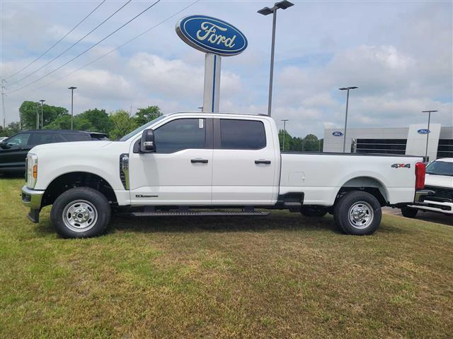 2025 Ford Super Duty F-250 SRW