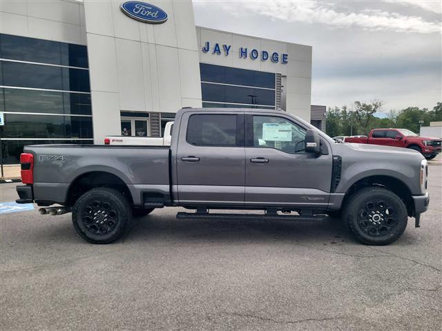 2025 Ford Super Duty F-250 SRW