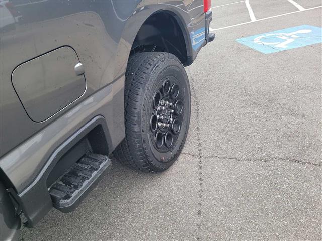 2025 Ford Super Duty F-250 SRW