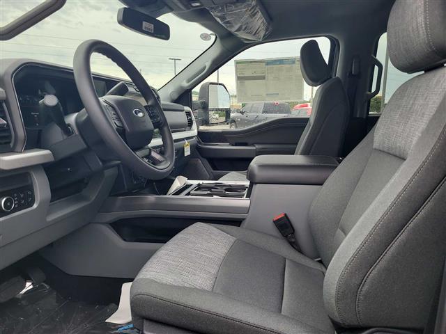 2025 Ford Super Duty F-250 SRW