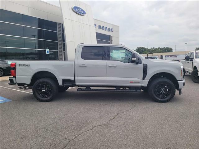 2025 Ford Super Duty F-350 SRW