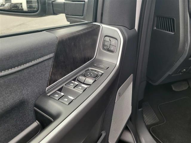 2025 Ford Super Duty F-350 SRW