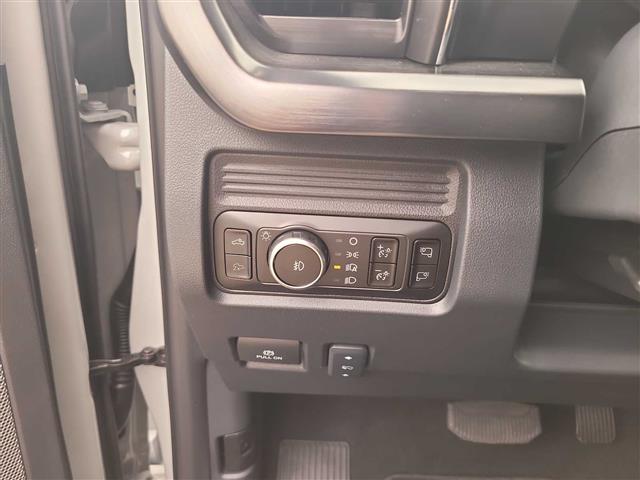 2025 Ford Super Duty F-350 SRW