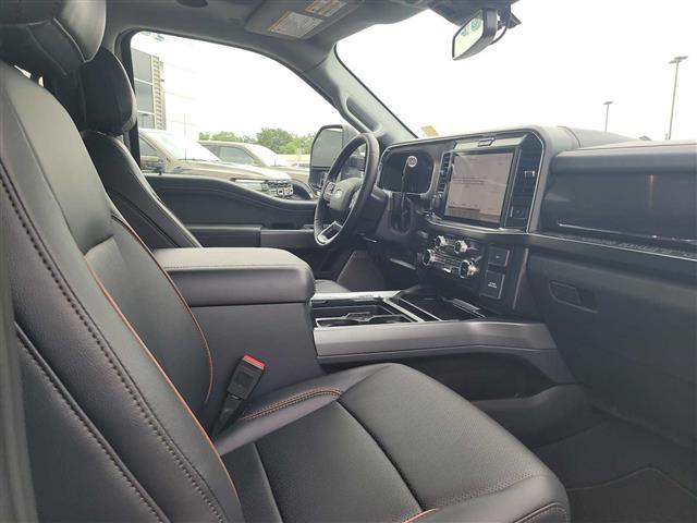 2025 Ford Super Duty F-350 SRW