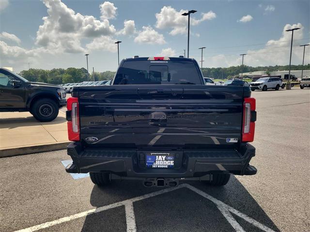 2025 Ford Super Duty F-350 SRW