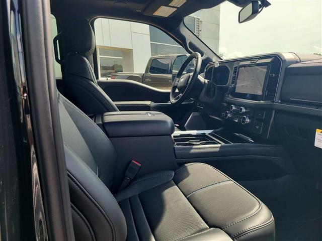 2025 Ford Super Duty F-350 SRW