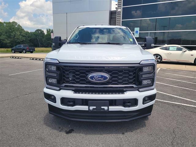 2025 Ford Super Duty F-350 SRW