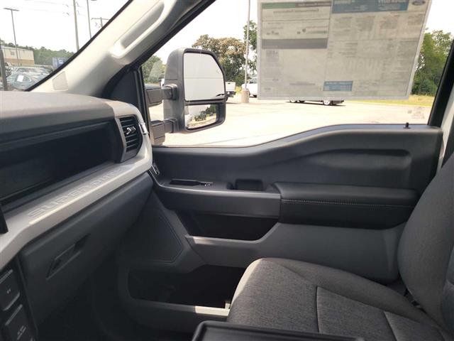 2025 Ford Super Duty F-350 SRW