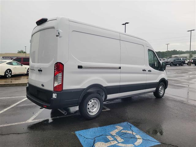 2025 Ford Transit Cargo Van