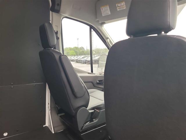 2025 Ford Transit Cargo Van