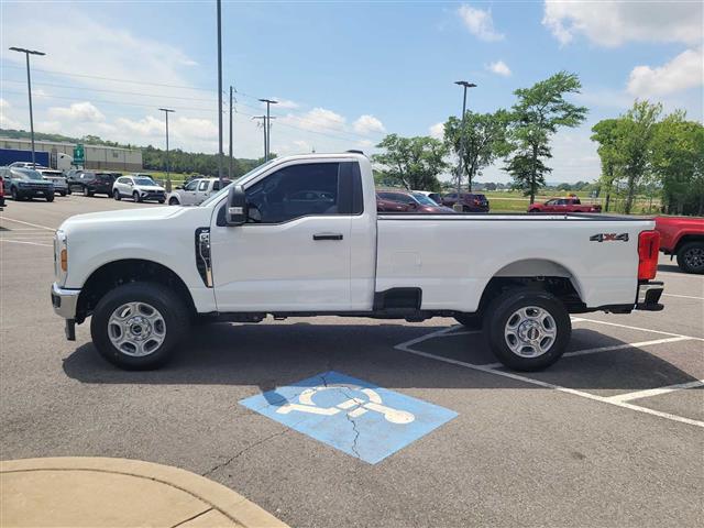 2025 Ford Super Duty F-250 SRW