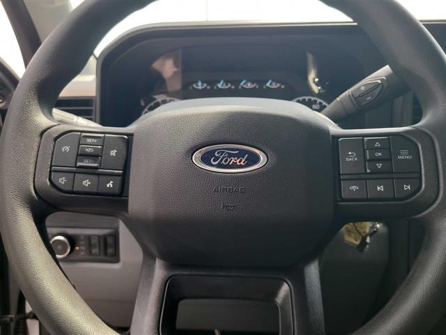 2025 Ford Super Duty F-250 SRW