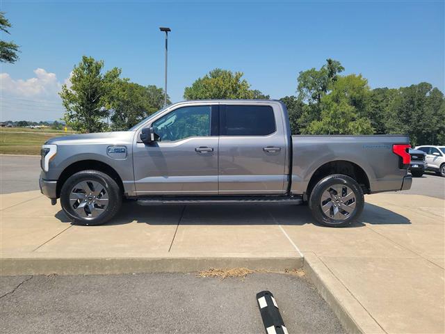 2025 Ford F-150 Lightning