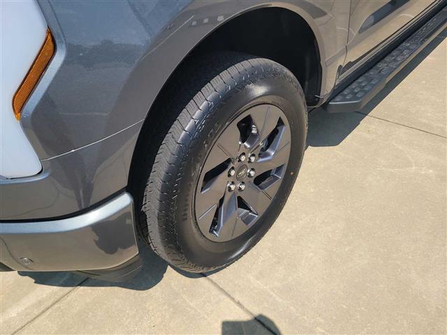 2025 Ford F-150 Lightning