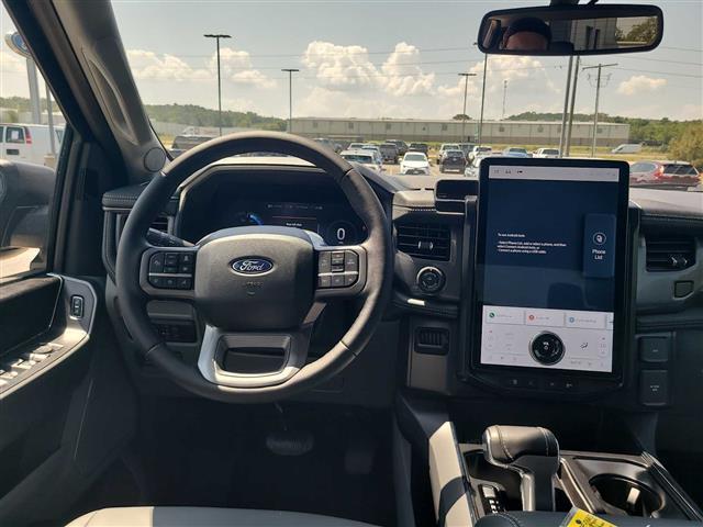 2025 Ford F-150 Lightning