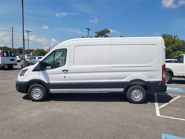 2025 Ford Transit Cargo Van