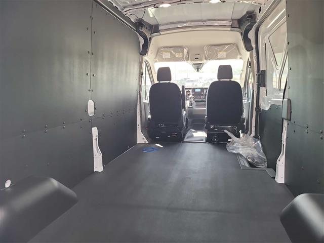2025 Ford Transit Cargo Van