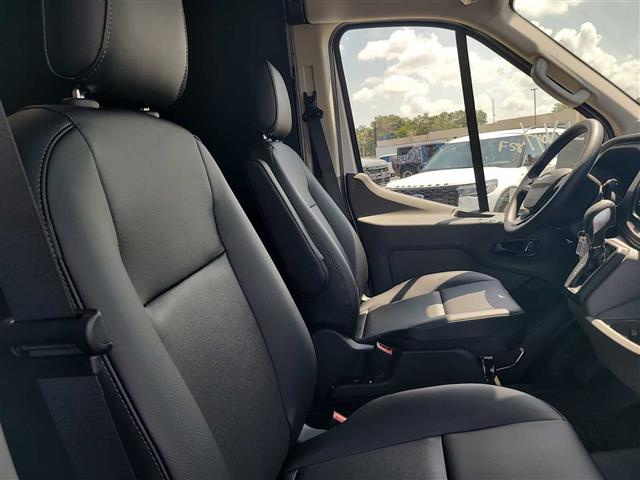 2025 Ford Transit Cargo Van