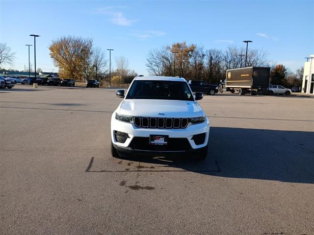 2024 Jeep Grand Cherokee