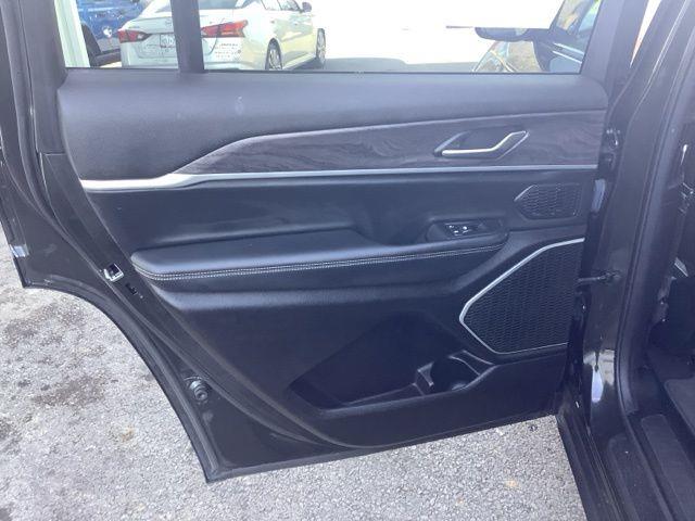 2022 Jeep Grand Cherokee L