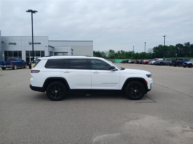 2022 Jeep Grand Cherokee L
