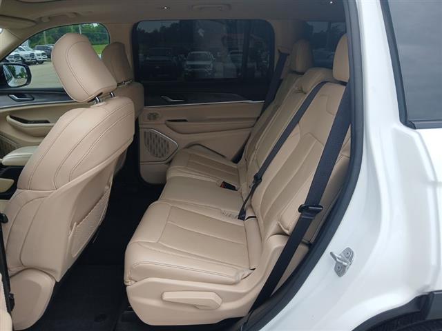 2022 Jeep Grand Cherokee L
