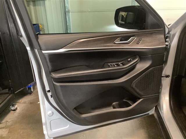 2024 Jeep Grand Cherokee L
