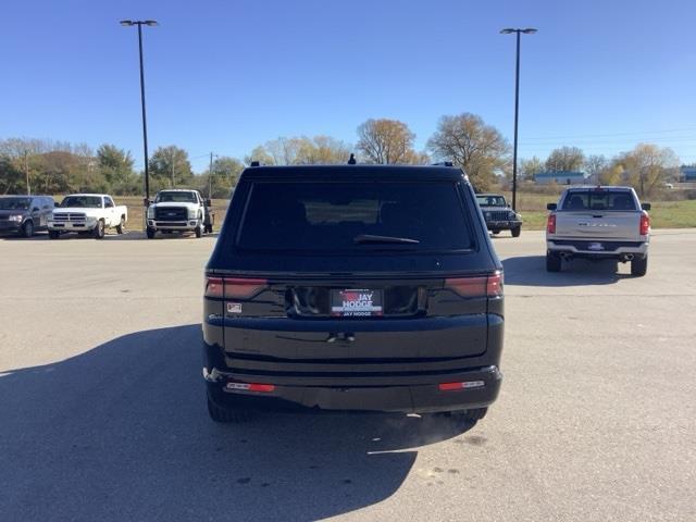 2023 Jeep Wagoneer