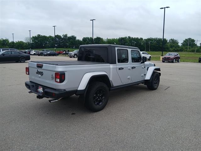 2023 Jeep Gladiator