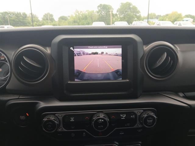 2023 Jeep Gladiator