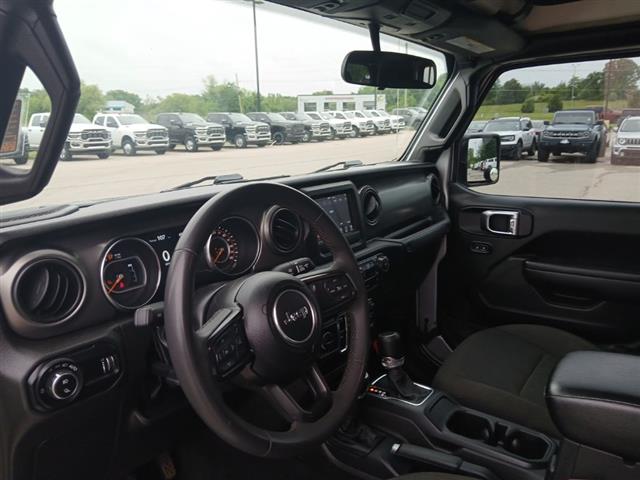 2023 Jeep Gladiator